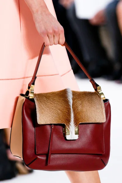 Look 24